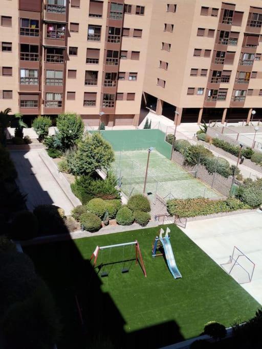 Apartmán Madrid Wanda Aeropuerto Ifema Plenilunio Dy Exteriér fotografie